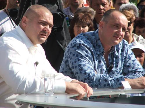 Галеви: Невинни сме! Ползват ни за партийни цели
