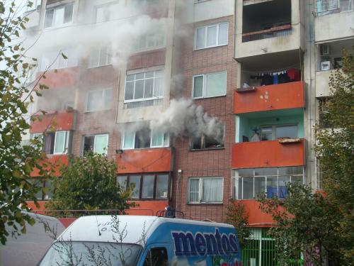 Пожaр вилнее в "Света троица"