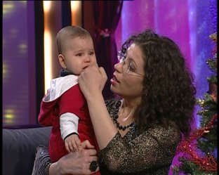 Оля се страхува Ашраф да не отвлече сина им