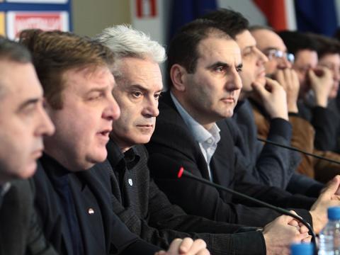 Опозиционните партии се явяват самостоятелно на избори