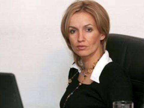 Грънчарова поиска спешни присъди