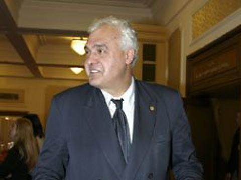 Здравната комисия се извини заради „ин виво”