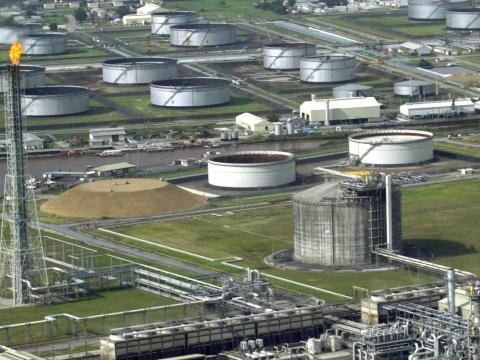 Цената на петрола под 40 долара за барел