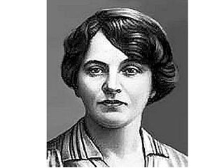 Предлагат да има паметници на жените на Ленин – съпругата и любовницата