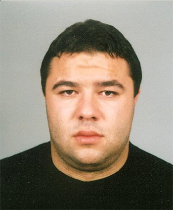 Замесен в кражбата на джипа на Кирил Добрев хванат с оръжие и дрога