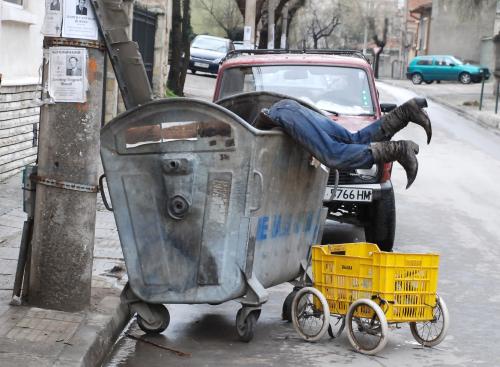 Проститутки ровят по кофите