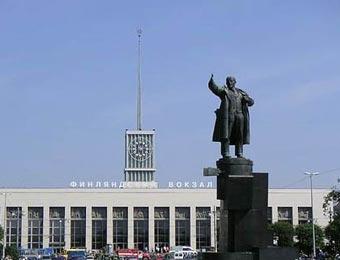 Взривиха паметник на Ленин 
