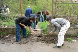 Столичани събраха още 360 куб.м боклук от градинките