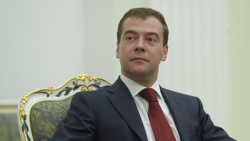 Медведев декларира доходите си