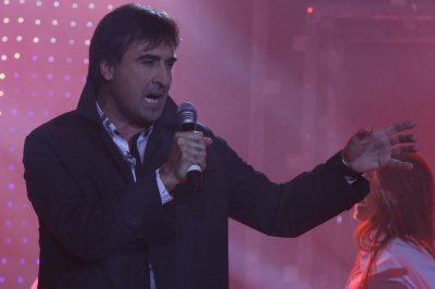 Веско Маринов с невиждани пироефекти на концерта си в НДК