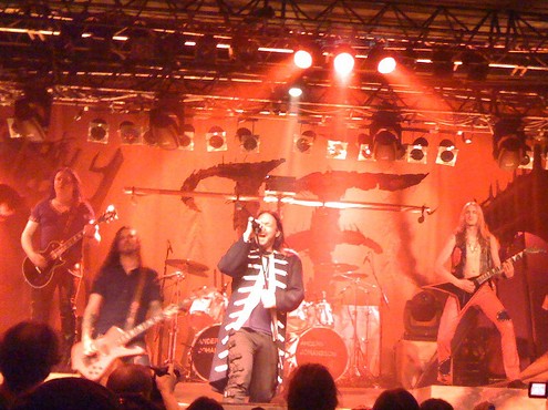 Фенове срещат метъл легендите Hammerfall в София 