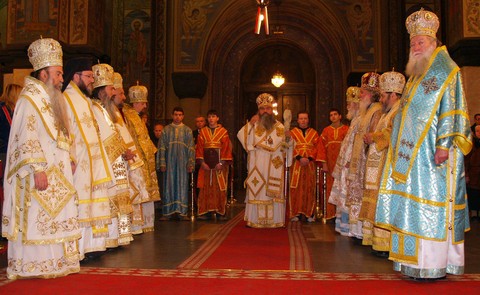 Слави Бинев мъмри евродепутати заради БПЦ