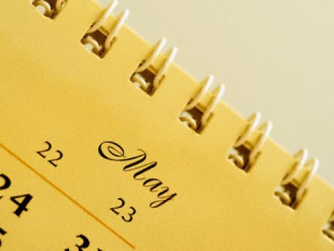 Работим две съботи - на 16 и 30 май
