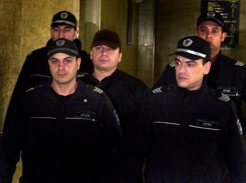 Демби гуляе на аванта 
