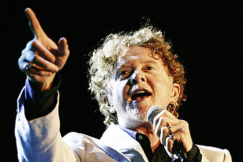 Simply Red се разпада на 15 май