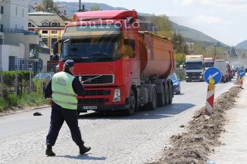 Мъж прегазен от собствения си камион 