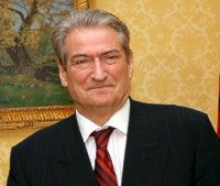 Албания официално връчи кандидатурата си за членство в ЕС