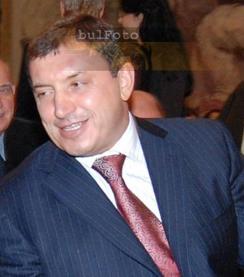 Гърмят по Алексей Петров, за да не стане шеф на НСБОП 