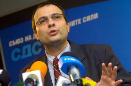 СДС изключва Юруков и Радонов
