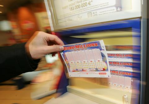123 млн. евро джакпот разиграват в Париж