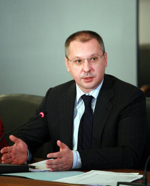 Станишев предложи Калфин за водач на евролистата на БСП
