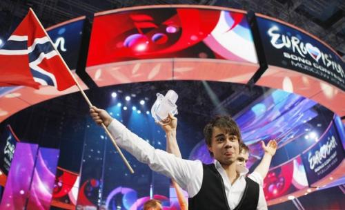 Норвегия спечели безапелационно Евровизия 2009