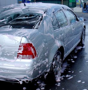 24-годишен загина при инцидент в автомивка 