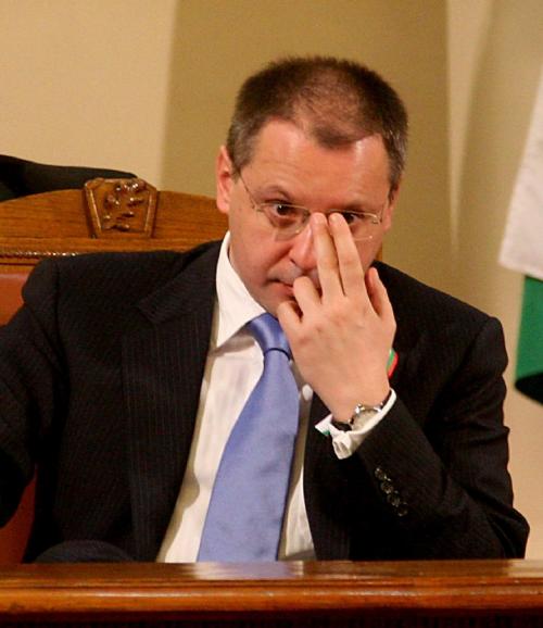 Станишев се замисля за семейство, готов да  управлява още 4 г.