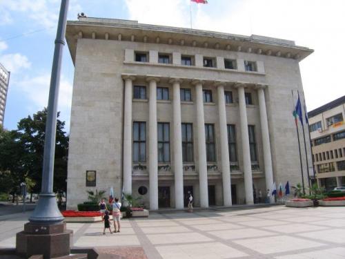 Община Бургас ощетена със стотици хиляди лева