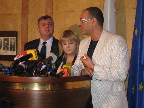Земеделците зарязаха ВМРО и Гергьовден 