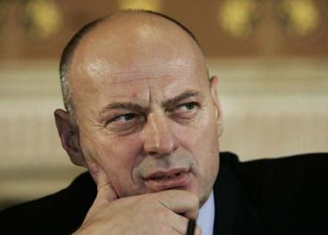 Дачич: Веднага да бъде поискано екстрадирането на Чеку от България