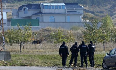 Имението на Галеви под възбрана