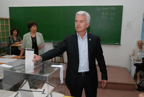 Сидеров: Няма да прелеем гласове към РЗС