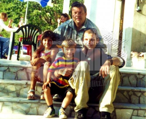 Задигнаха 180 хил. евро и злато от дома на Евгений Бакърджиев