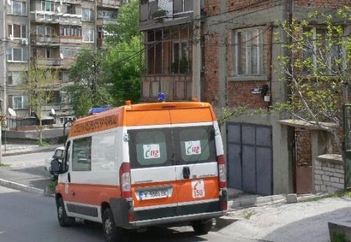 Двама загинаха при катастрофи