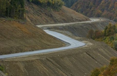 Отварят Хаинбоаз тихомълком и временно 