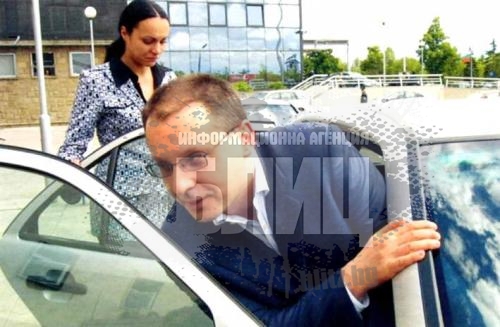 Станишев дели апартамент с Ирена Борисова