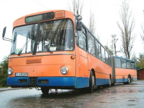 Автобус се подпали в Пловдив