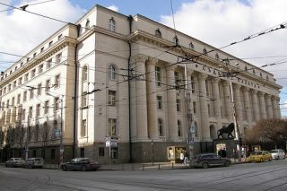 Нона Караджова праща 80 съмнителни екопроекта в прокуратурата