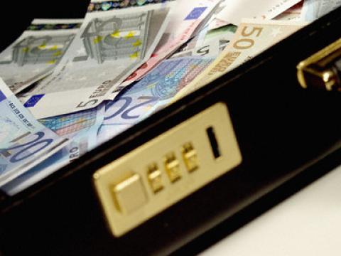 "Ужилиха" с 5 000 лева наивен частник