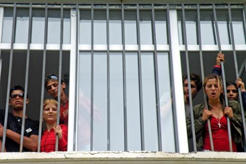 Деца от интернат – крадливи, боси... жертви 

