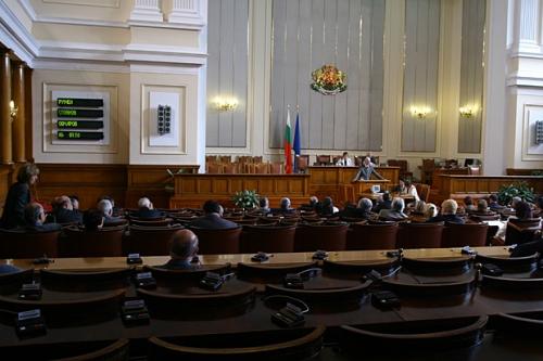 ДПС депутатите, с най-много отсъствия през ноември