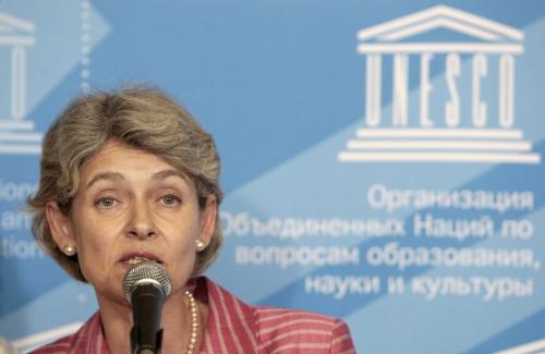 Генералният директор на ЮНЕСКО Ирина Бокова протегна ръка за мир към арабския свят в Кайро 
