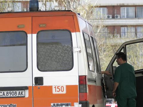 Един загинал, двама ранени в тежка катастрофа 